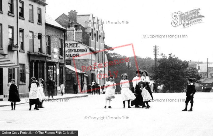 Photo of Wetherby, Women And Children 1909