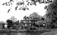 Weybridge, Eyot House Hotel c1955