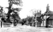 The Grotto Inn 1906, Weybridge