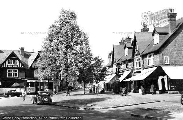 Photo of Weybridge, The Quadrant And Limes Parade c.1955