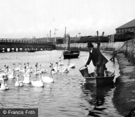 Weymouth, Feeding the Swans 1890