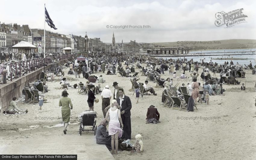 Weymouth, the Beach c1955