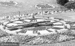 The Floral Clock, Bowleaze Cove c.1955, Weymouth