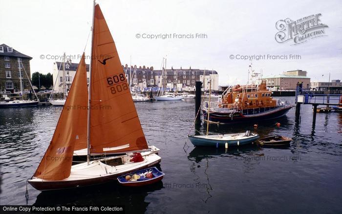 Photo of Weymouth, The Harbour, Boats 1998