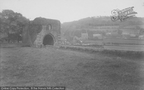 Photo of Whalley, The Abbey, Western Gateway 1914