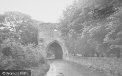 The Old Gateway c.1960, Whalley