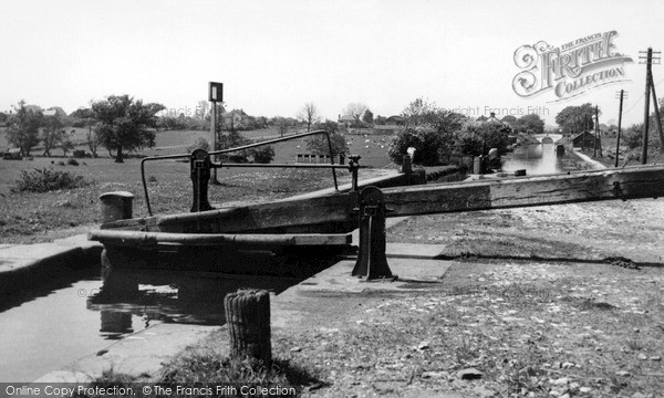 Photo of Wheaton Aston, The Lock c.1952