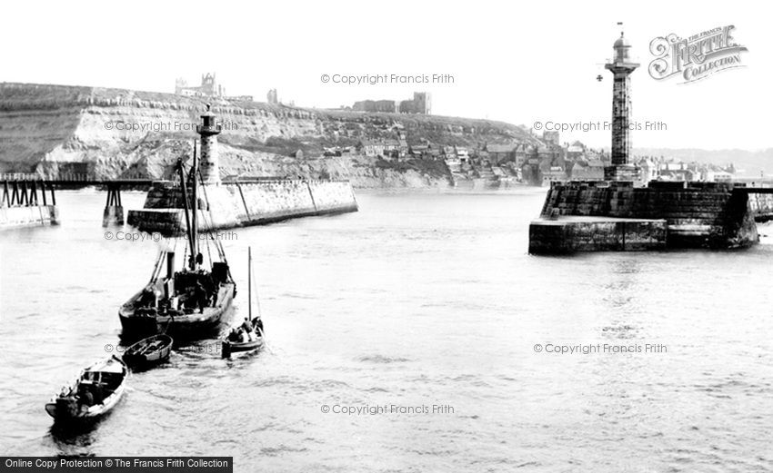 Whitby, East Cliff and Pier Ends 1923