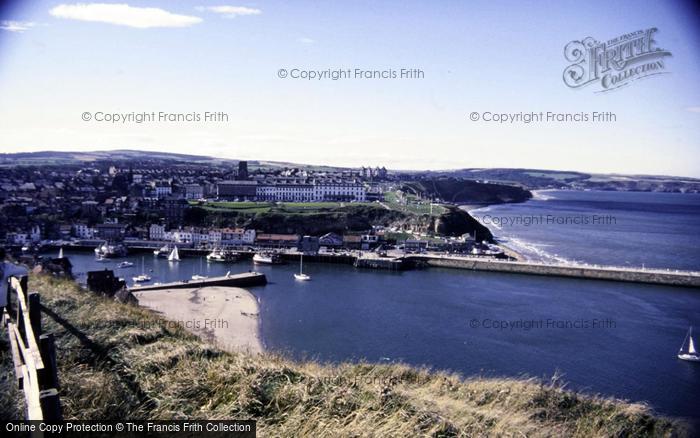 Photo of Whitby, Harbour 1986