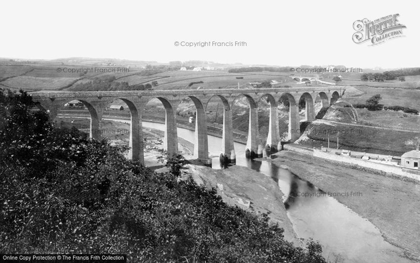 Whitby, Larpool Viaduct 1884