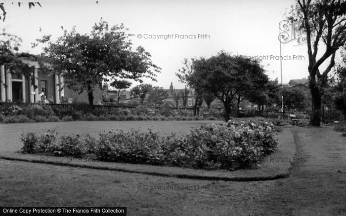 Photo of Whitby, Pannett Park c.1955