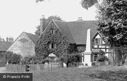 Village Memorial 1922, Whitnash