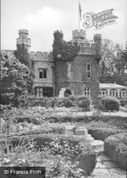 The Castle c.1955, Whitstable