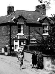 Village Ladies 1968, Whittington