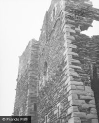Girnigoe Castle 1952, Wick