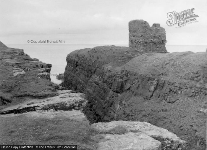 Photo of Wick, Old Wick Castle 1952