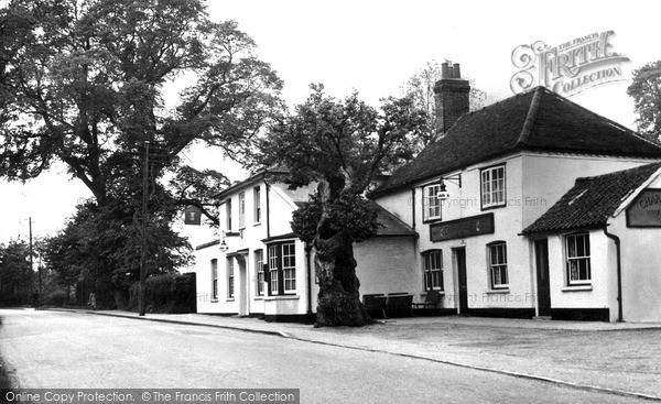 Photo Of Wickford The Quart Pot Inn Runwell C 1955