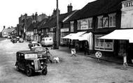The Square 1957, Wickham