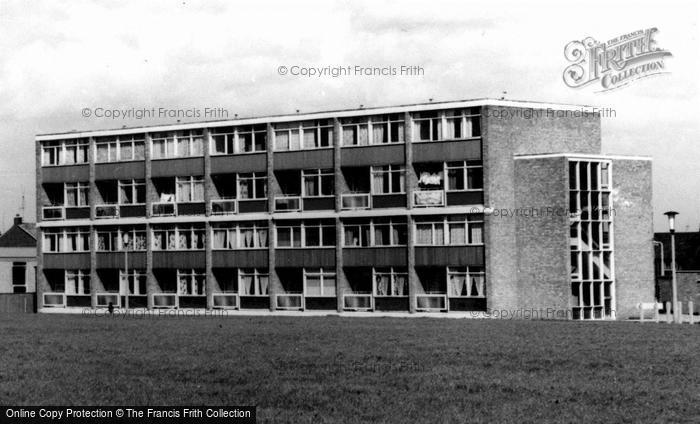 Photo of Widnes, The Flats c.1965 - Francis Frith