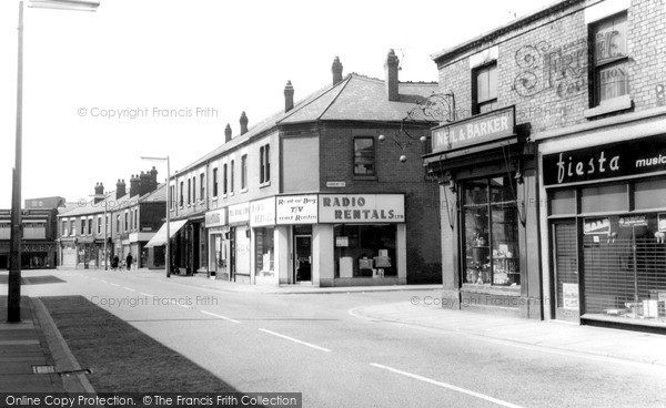 Photo of Widnes, Widnes Road c1960