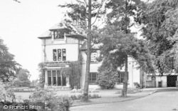 Bushloe House c.1955, Wigston
