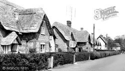 The Village c.1955, Wilcot