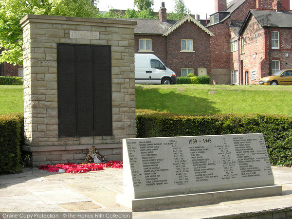 Photo of Wilmslow, The War Memorial 2005