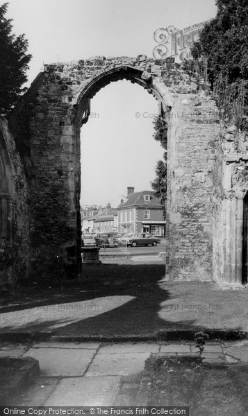 Photo of Wilton, St John's Square c.1965