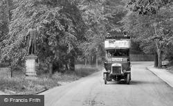 The Salisbury To Wilton Bus 1919, Wilton