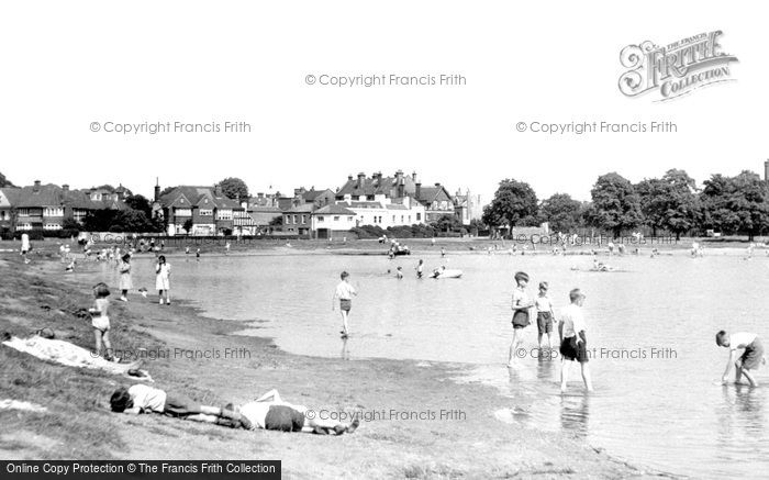 Photo of Wimbledon, Rushmere Pond c.1955