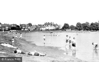Wimbledon, Rushmere Pond c1955
