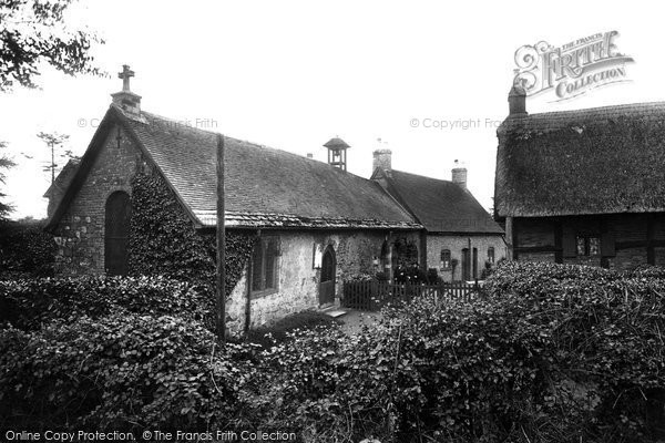 Photo of Wimborne, St Margaret's Chapel 1923