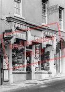 Smith's Library Newsagents c.1965, Wincanton