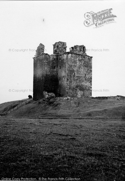 Photo of Winchburgh, Niddry Castle 1952