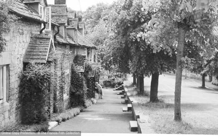 Photo of Winchcombe, Vineyard Street c.1960