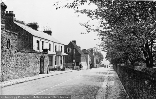 Photo of Winchelsea, High Street c.1955