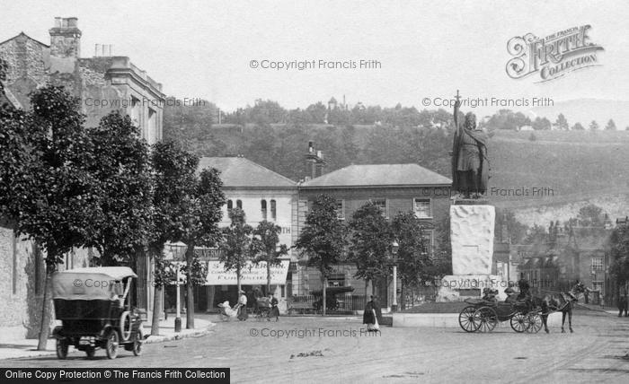 Photo of Winchester, Broadway And The Alfred Statue 1909