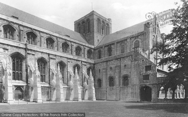Photo of Winchester, Cathedral, South Side 1912