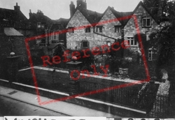 Cheyney Court 1925, Winchester