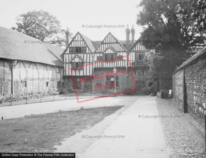 Photo of Winchester, Cheyney Court And Priory Stable Block c.1950