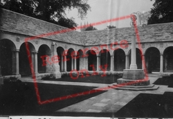 College War Cloisters 1925, Winchester