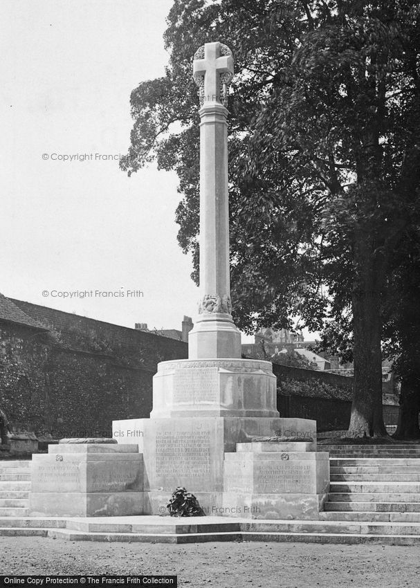 Winchester, County War Memorial 1922