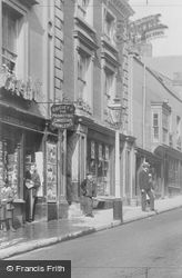 High Street Businesses 1906, Winchester