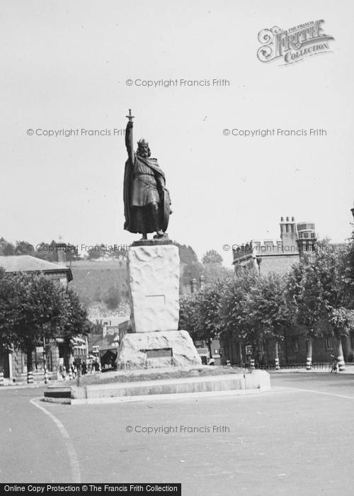 Photo of Winchester, Statue Of King Alfred c.1950