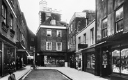 The Square 1909, Winchester