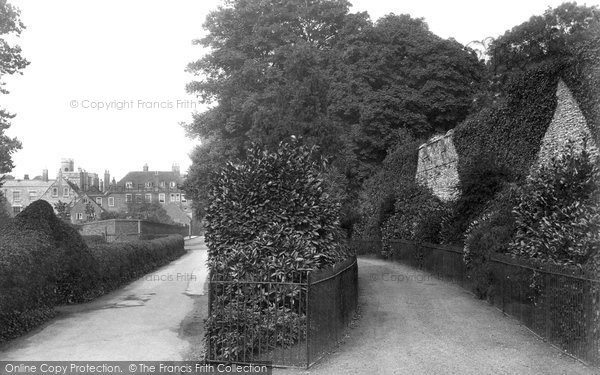 Photo of Winchester, Wolvesley Walk And College 1911