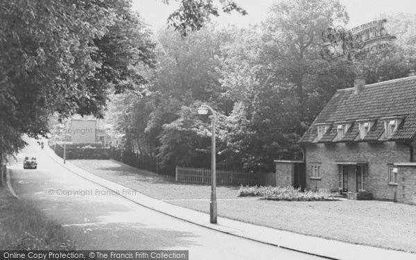 Photo of Winchmore Hill, Church Hill c.1960