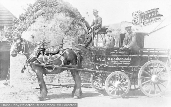 Photo of Winchmore Hill, Winchmore Hill Road, Cart At The Ice Wells 1915