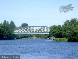 Windsor, Brunel's Railway Bridge 2004