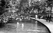 Windsor, by the River c1960